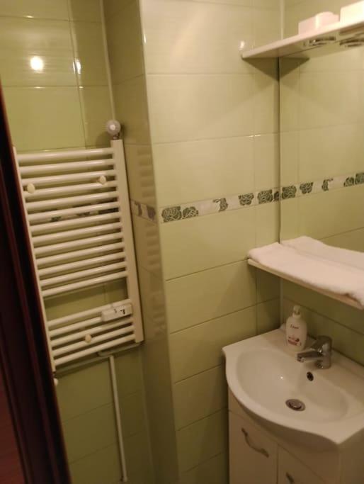 Apartament Ultracentral Kfc Craiova Luaran gambar