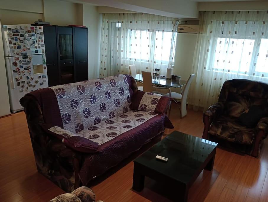 Apartament Ultracentral Kfc Craiova Luaran gambar